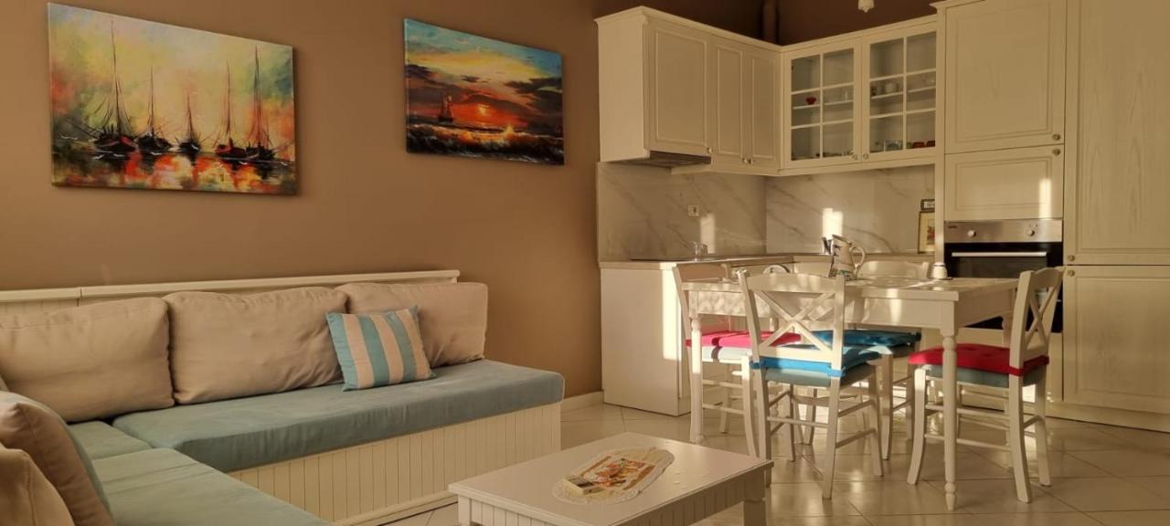 Vila 15 Bougainville Саранде Екстериор снимка